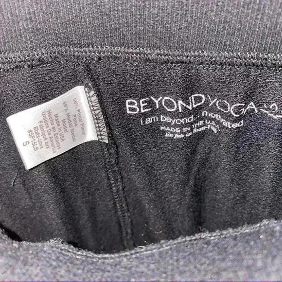 Beyond Yoga Black Sweat Pants - Picture 3 of 8